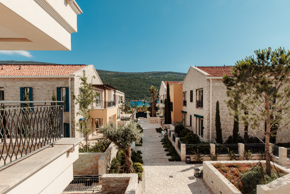 THE REAL ESTATE MARKET IN MONTENEGRO HAS FLOURISHED, FOREIGNERS INVESTED MORE THAN EVER!