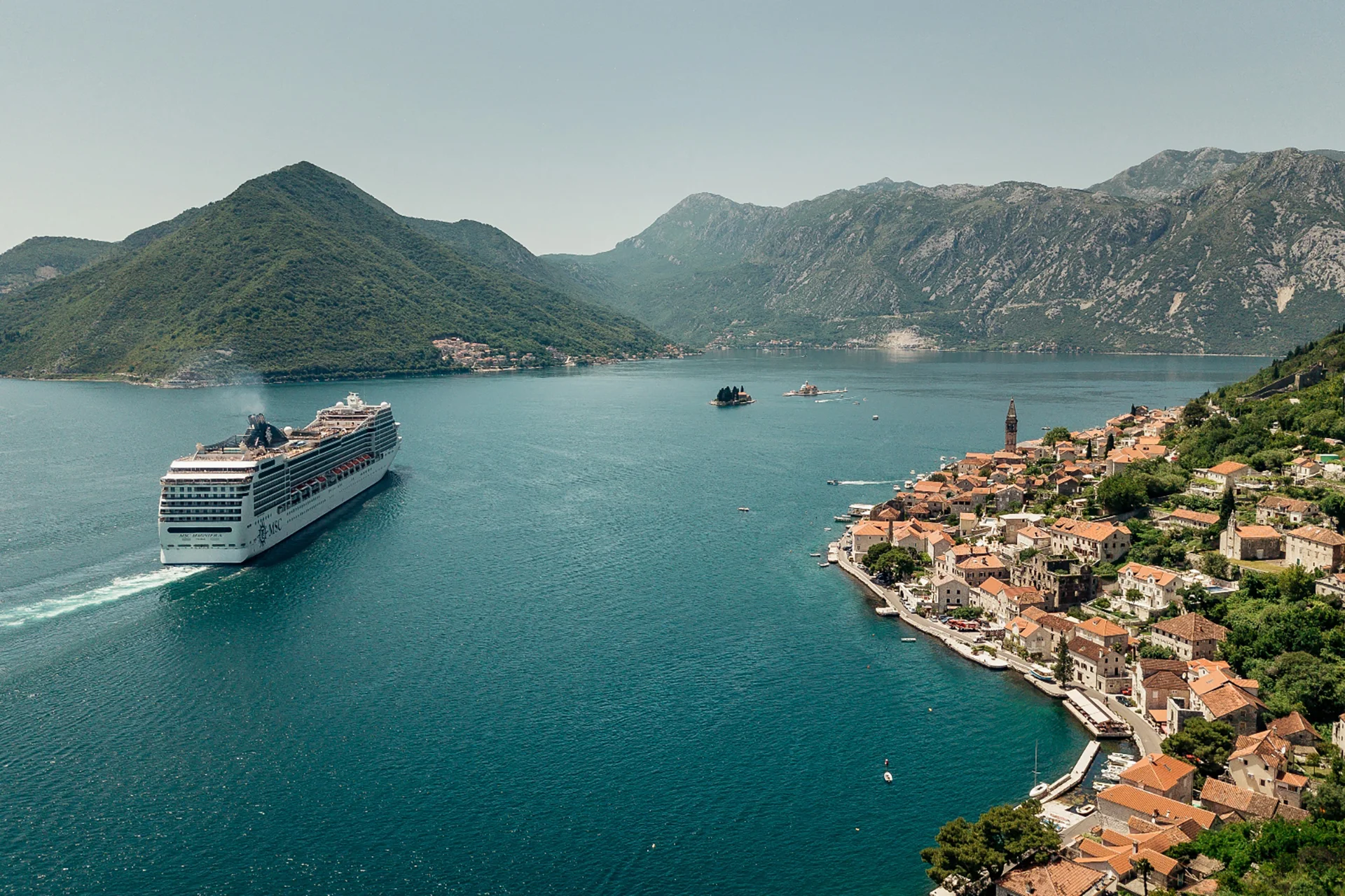 Посетите Portonovi и исследуйте острова Бока-Которского залива