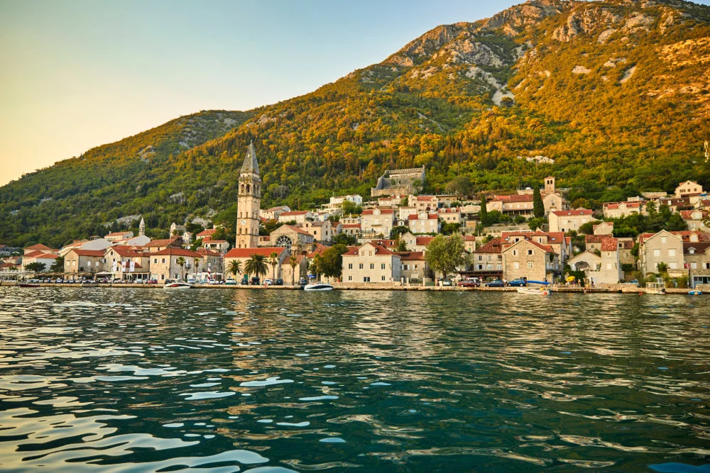 THE REAL ESTATE MARKET IN MONTENEGRO HAS FLOURISHED, FOREIGNERS INVESTED MORE THAN EVER!_1_alt