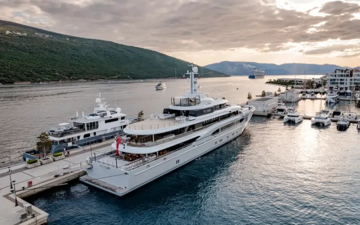 Superyachts in Portonovi